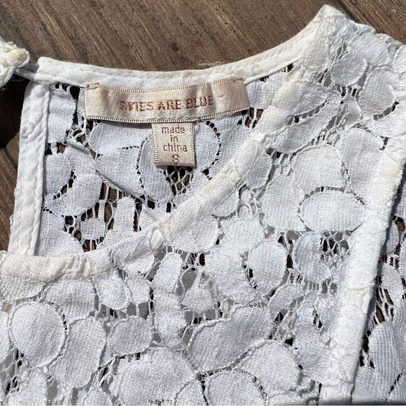 Skies are Blue Embroidered Tank Top | Size: Small | Color: White - Picture 4 of 5